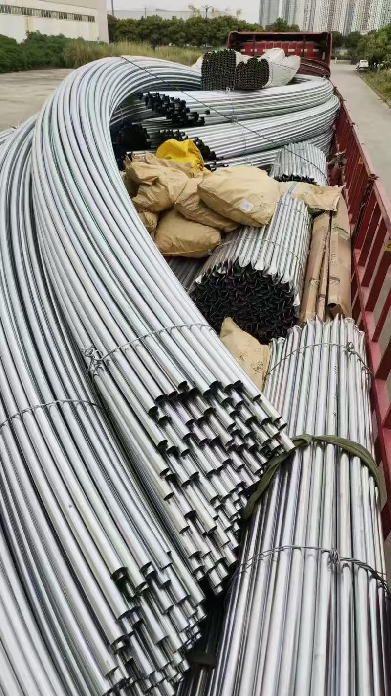 厂家直供各种钢管无缝的方形的扁的注塑的都有可以定制