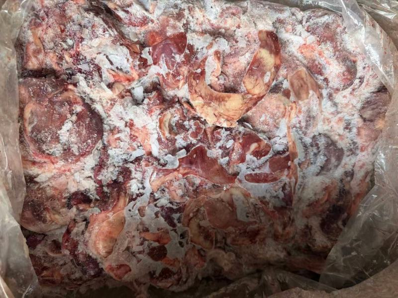 中猪连肝肉大量有货山东临沂货源地无中间商可批发