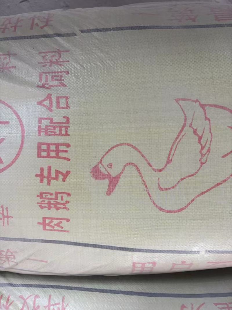山东菏泽原料供应基地饲料颗粒可发全国随时有现货