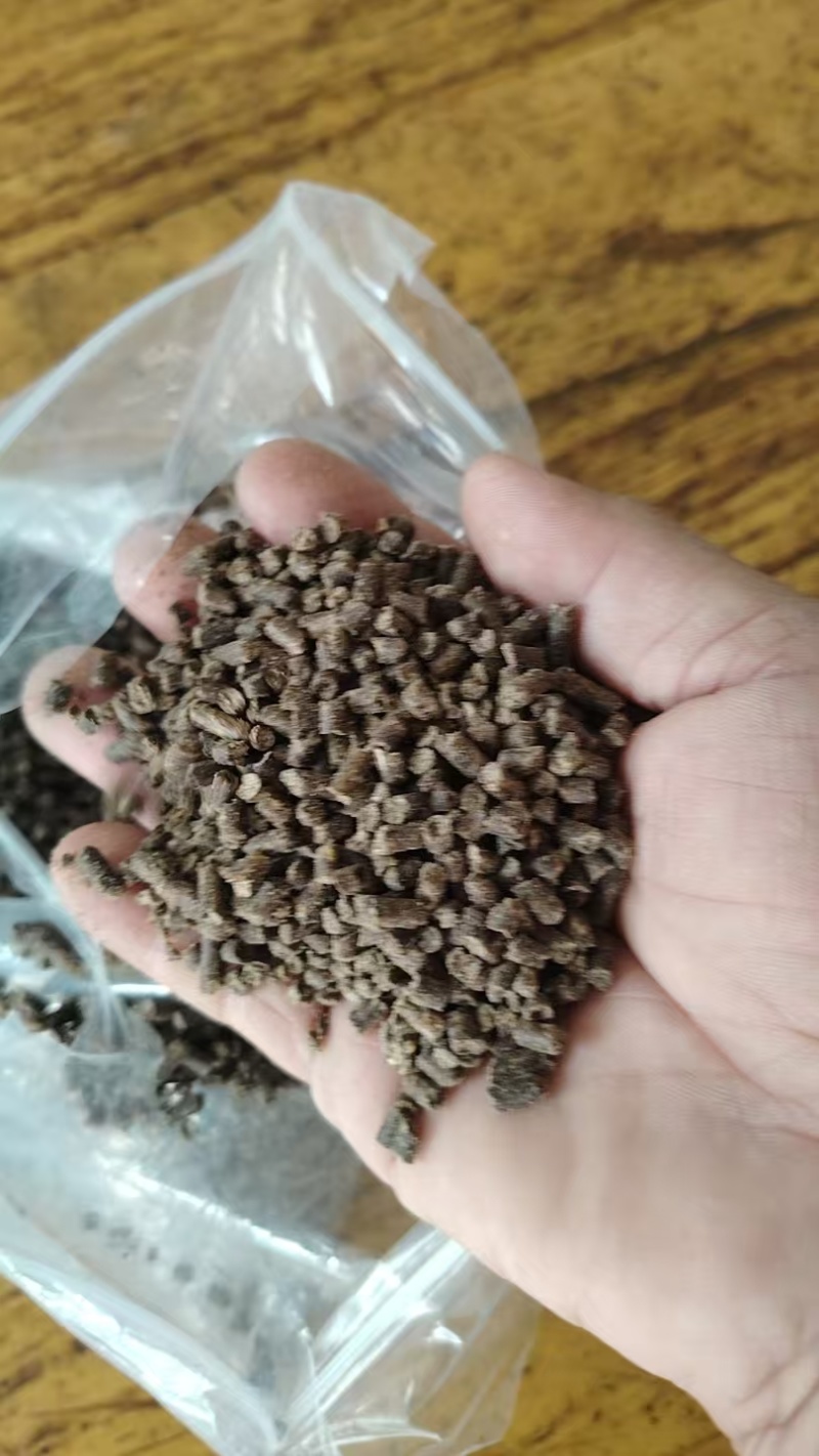 山东菏泽原料供应基地饲料颗粒可发全国随时有现货