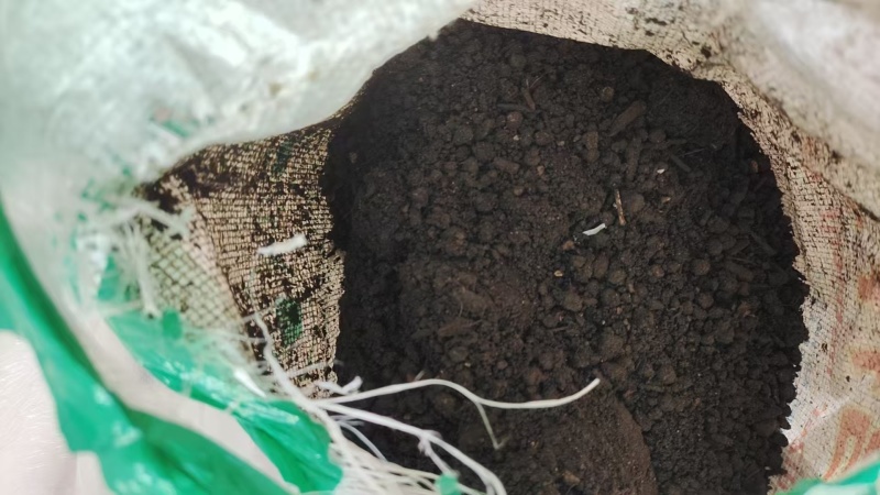 发酵羊粪有机肥适用于各类果蔬、花卉、园林绿植种植可对接