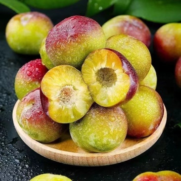 贵州青脆李脱骨李当季新鲜水果李子