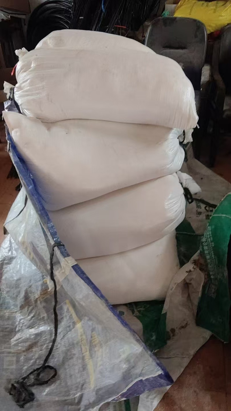 红薯淀粉，全国发货，对接批发商，欢迎联系，价格可谈