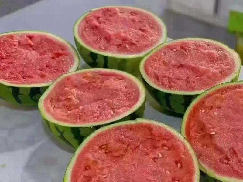 湖南精品西瓜麒麟瓜/货源充足量大价优产地直发