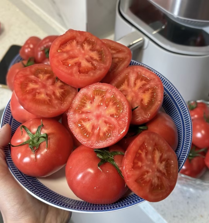 西红柿云南硬粉西红柿🍅产地直发量大从优可对接全国电商等