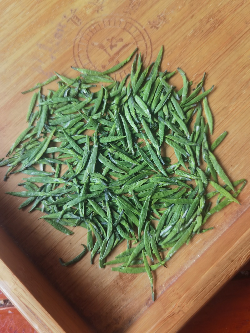 峨眉山高山（春茶竹叶青茶）厂家直发常年供应