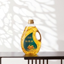 核桃油1.8L桶装；500ml礼盒装（2瓶）118元/盒