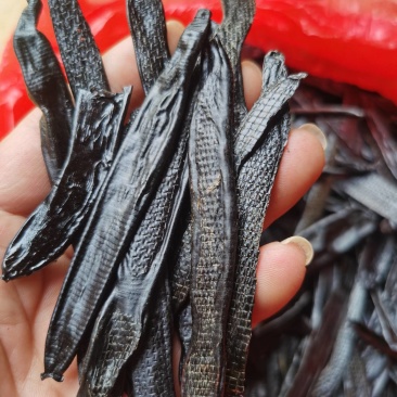 菲牛蛭菲牛蛭干条，分精品和统货两种规格