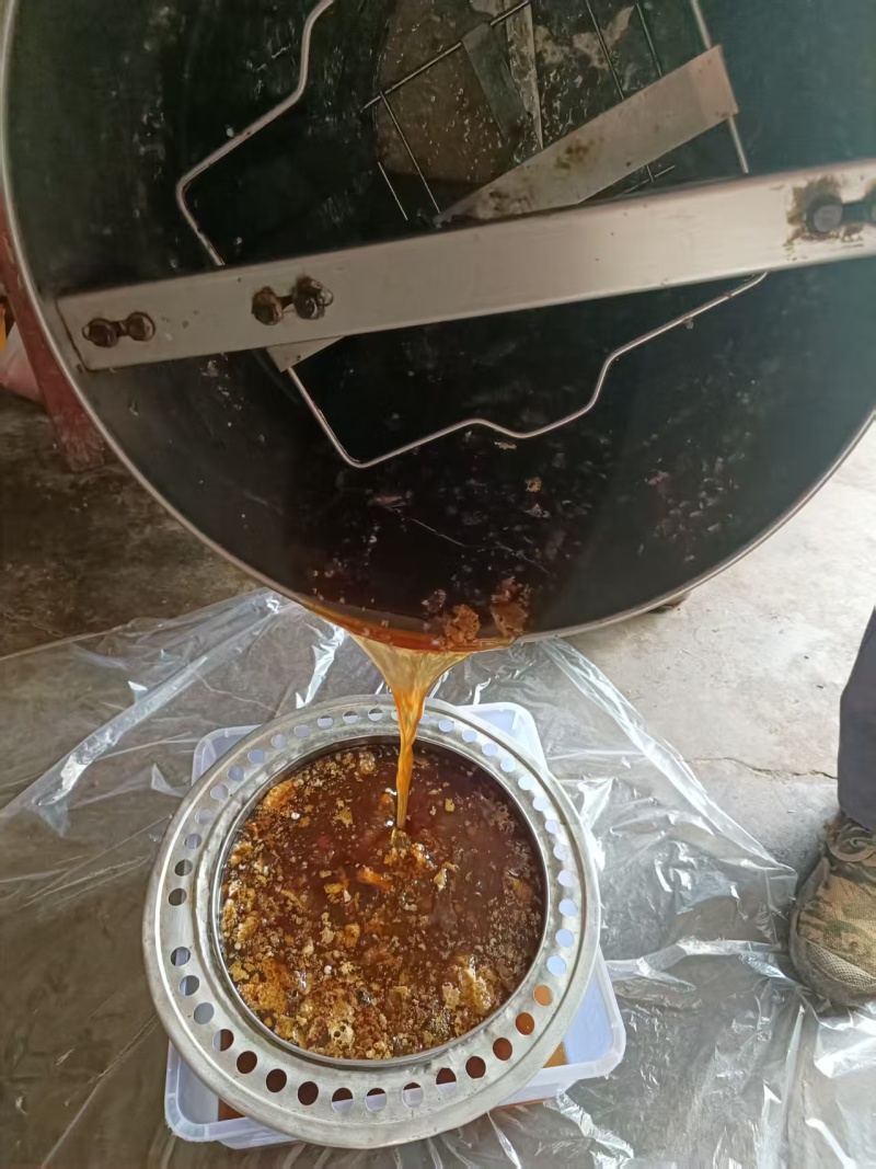 土蜂蜜成熟蜜，2斤/瓶
