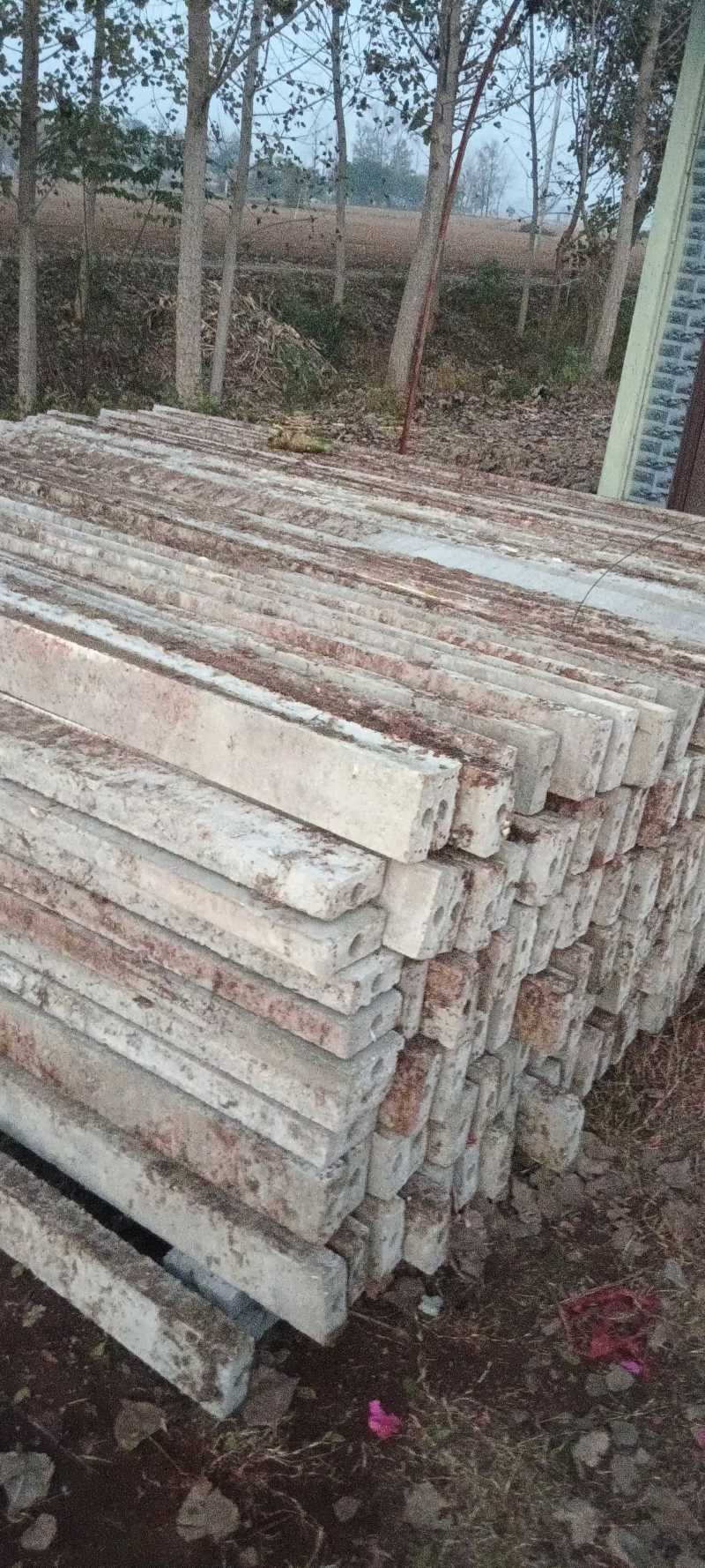 建筑立柱6×12，六根筋，长短都有