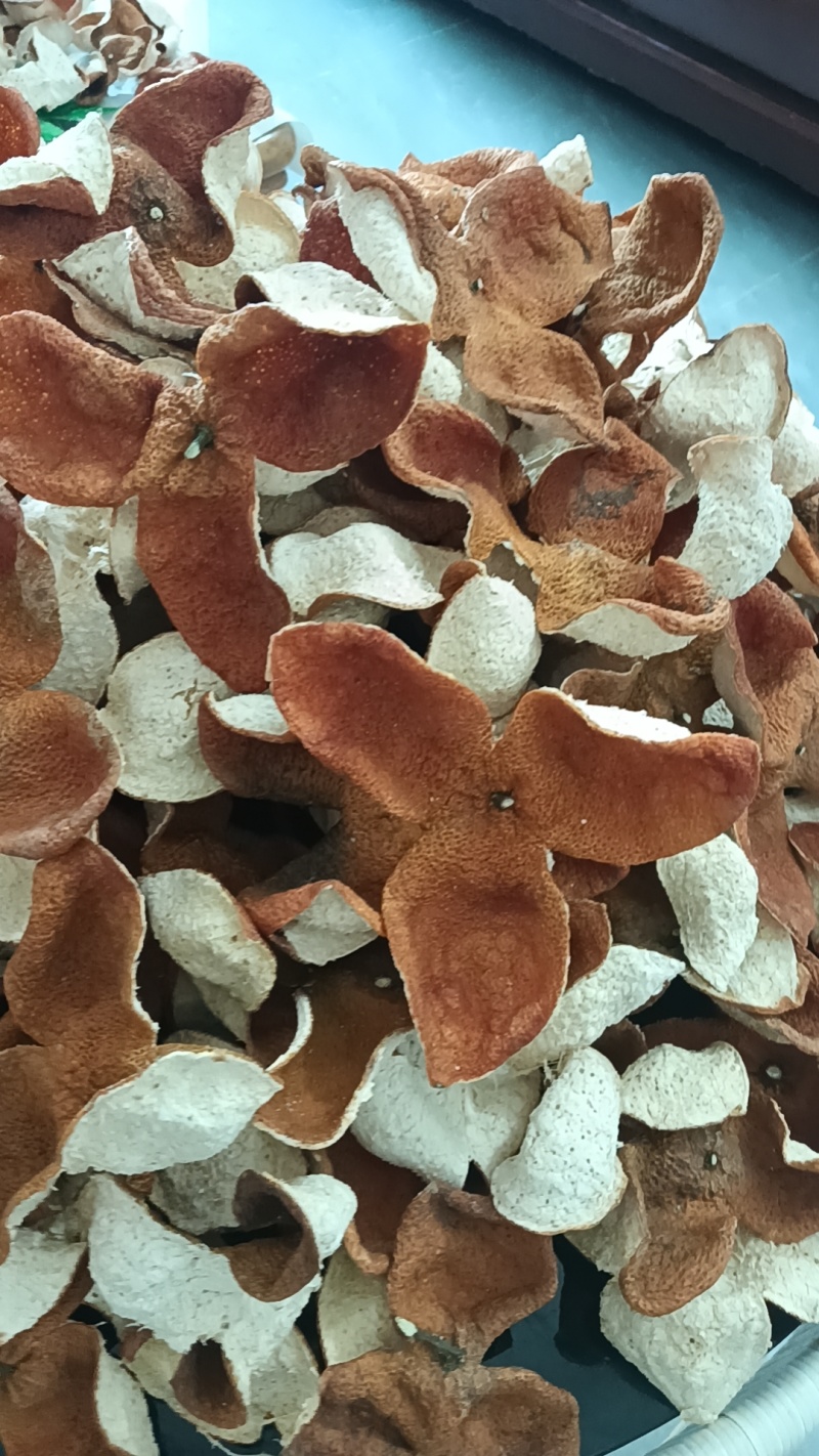 润杰陈皮整片原皮（三瓣），25斤/箱，纸箱加内胶带包装