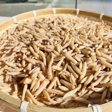 麦冬三级、二级、一级、特级、超特级，等级齐全