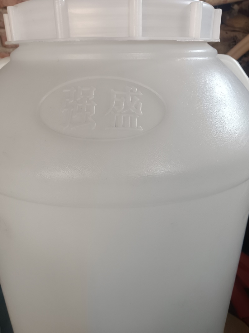 蜂蜜2斤/瓶(塑料瓶装),70公斤/桶(塑料桶装)