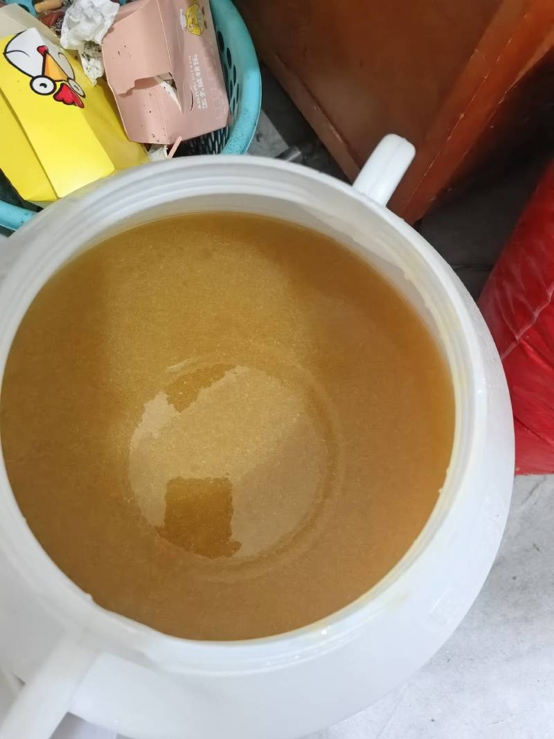 蜂蜜野生蜂蜜，90元/瓶（500克装），不按市斤卖