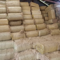 稻草喂牛用，3-5公分块缩包，40公斤一件