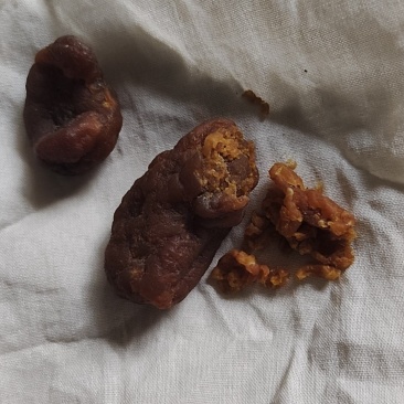 鸡宝单个售卖，约10-20克/个，约30+克/个