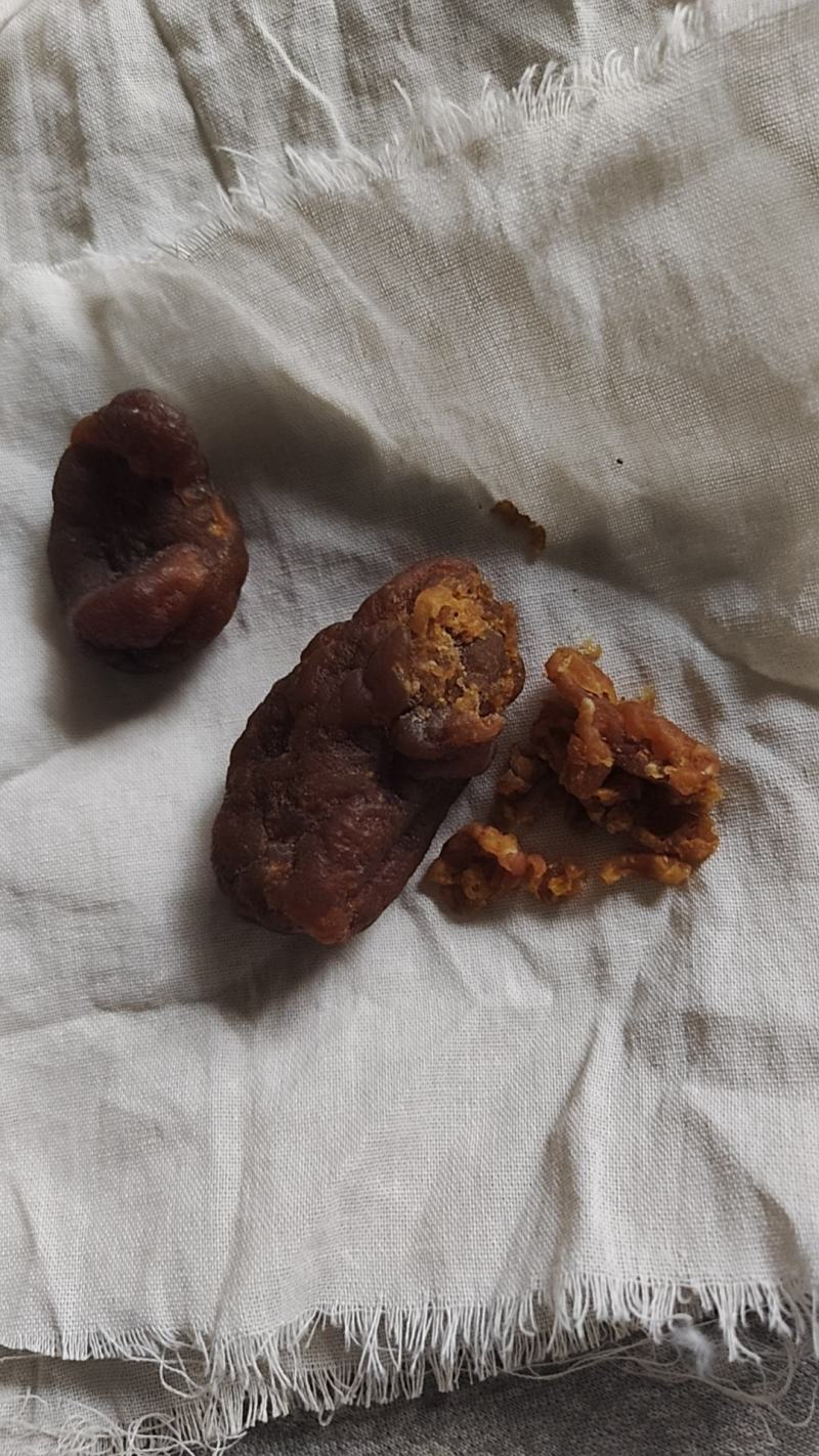 鸡宝单个售卖，约10-20克/个，约30+克/个