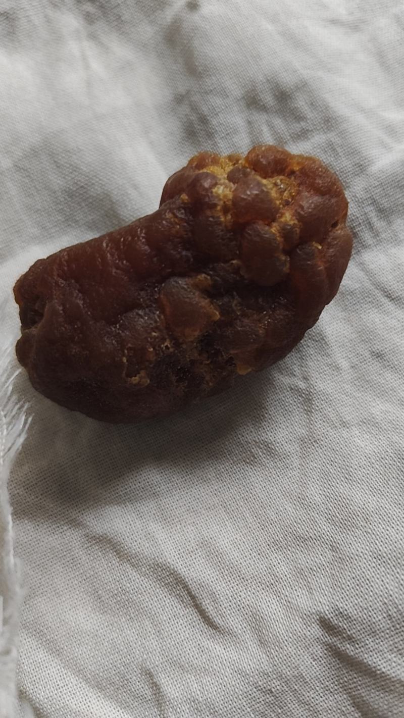 鸡宝单个售卖，约10-20克/个，约30+克/个