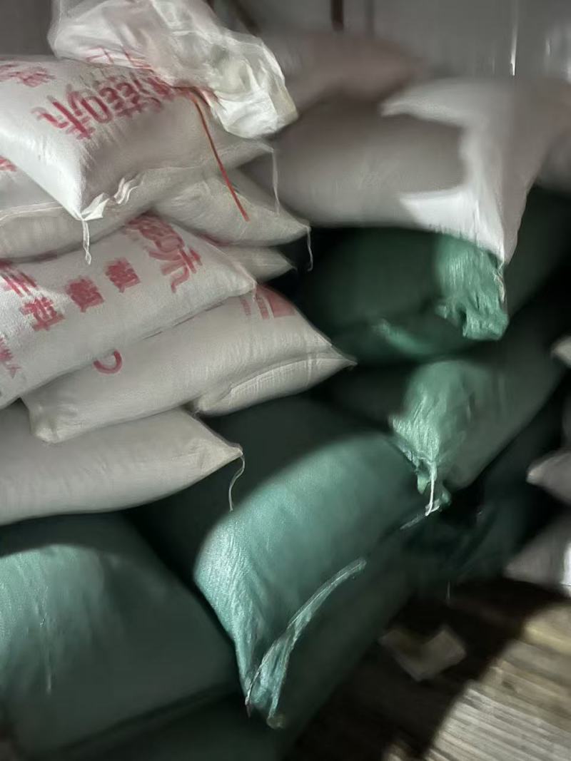 青花椒开口90%，丫丫货精品货，干青花椒22元/斤，保鲜
