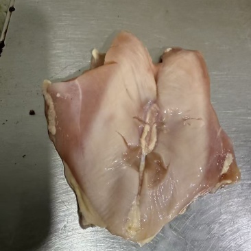 鸡胸肉去骨去皮，单块0.5两-0.8两