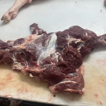 猪后腿肉纯猪后腿瘦肉，整个