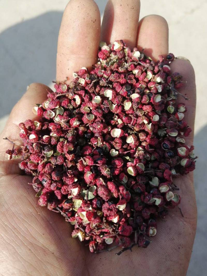 花椒特级、一级、通货三个等级