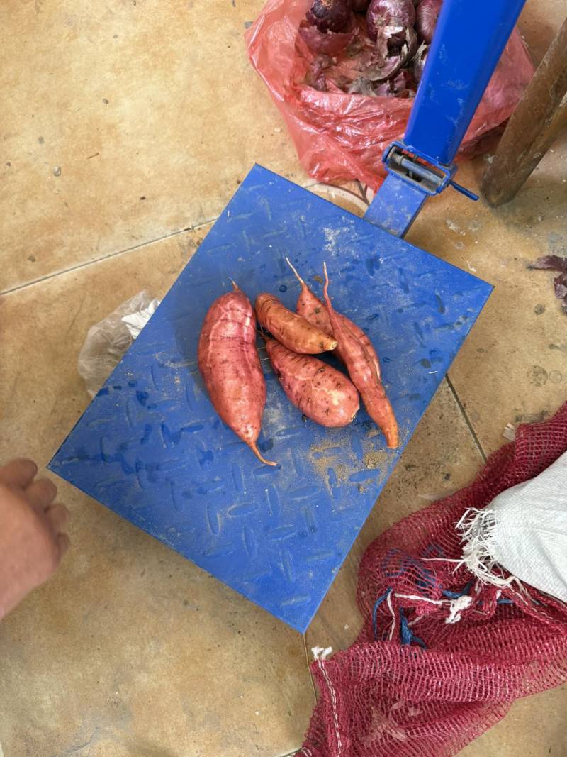 西瓜红统货，大小一样价格