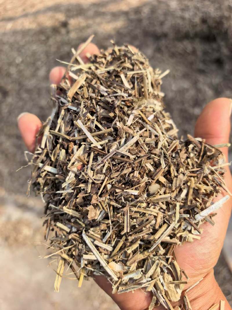 花生秧草粉,草段