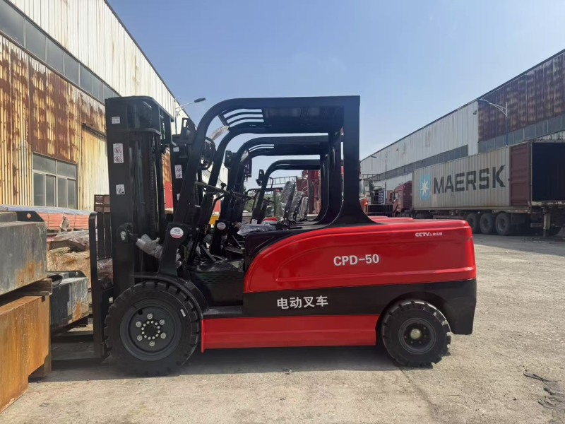 叉车1-5吨电动叉车，各种型号