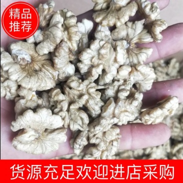 大泡核桃，清水冲洗，蒸汽吹干，洁净卫生，天然生态食品。