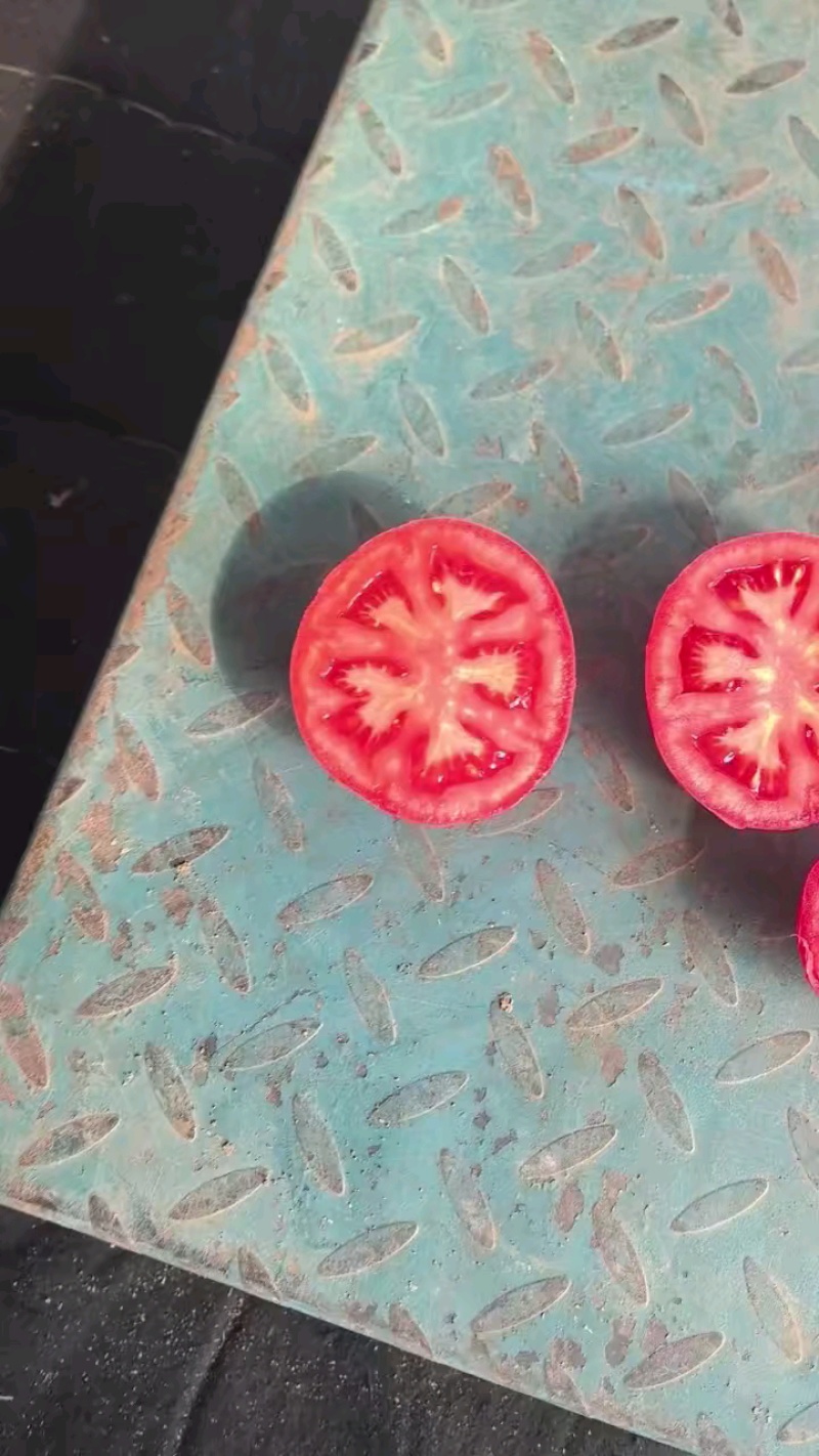 西红柿，硬粉西红柿，产地直供，品质保障，量大从优，欢迎咨询