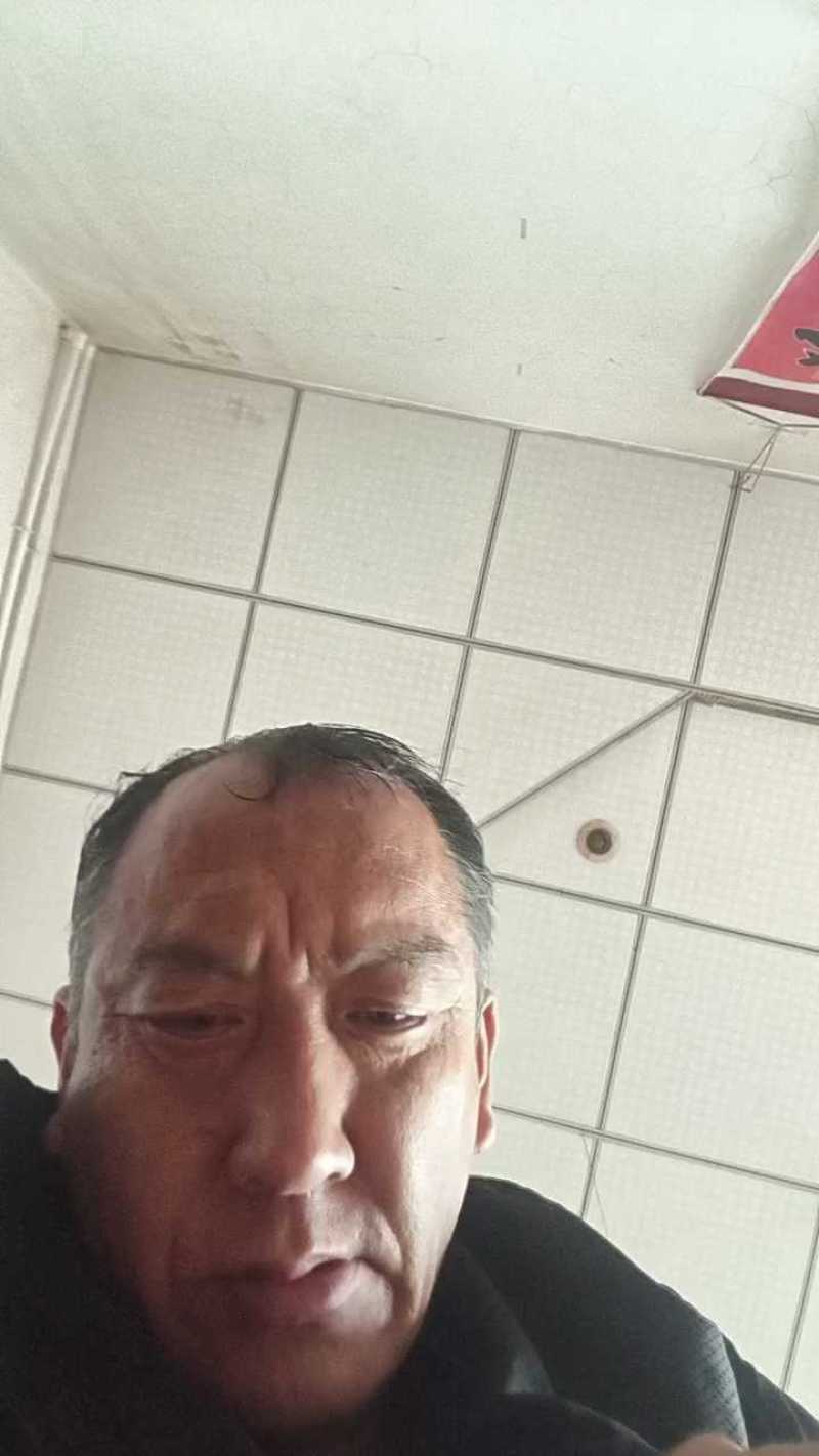 黄元帅苹果套网箱装，一二级果，大量有货，富士苹果
