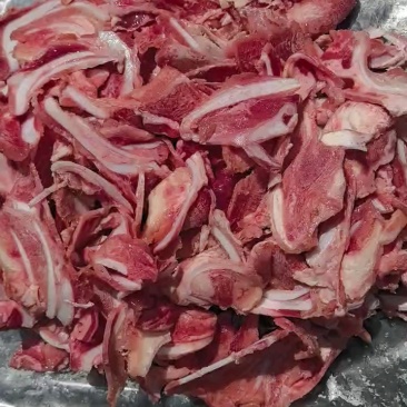 鲜切高钙牛腿肉，带脆骨，烤肉涮火锅都行！
