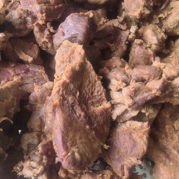山东腾汇酱牛肉，大块刚出锅！