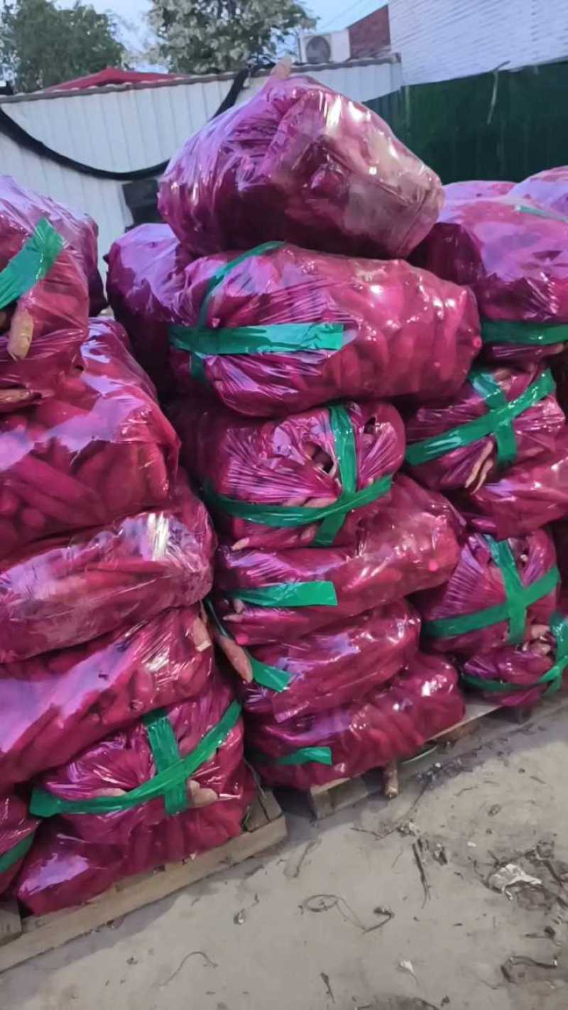 河北红薯小红薯板栗薯批发，货源充足，支持各种包装