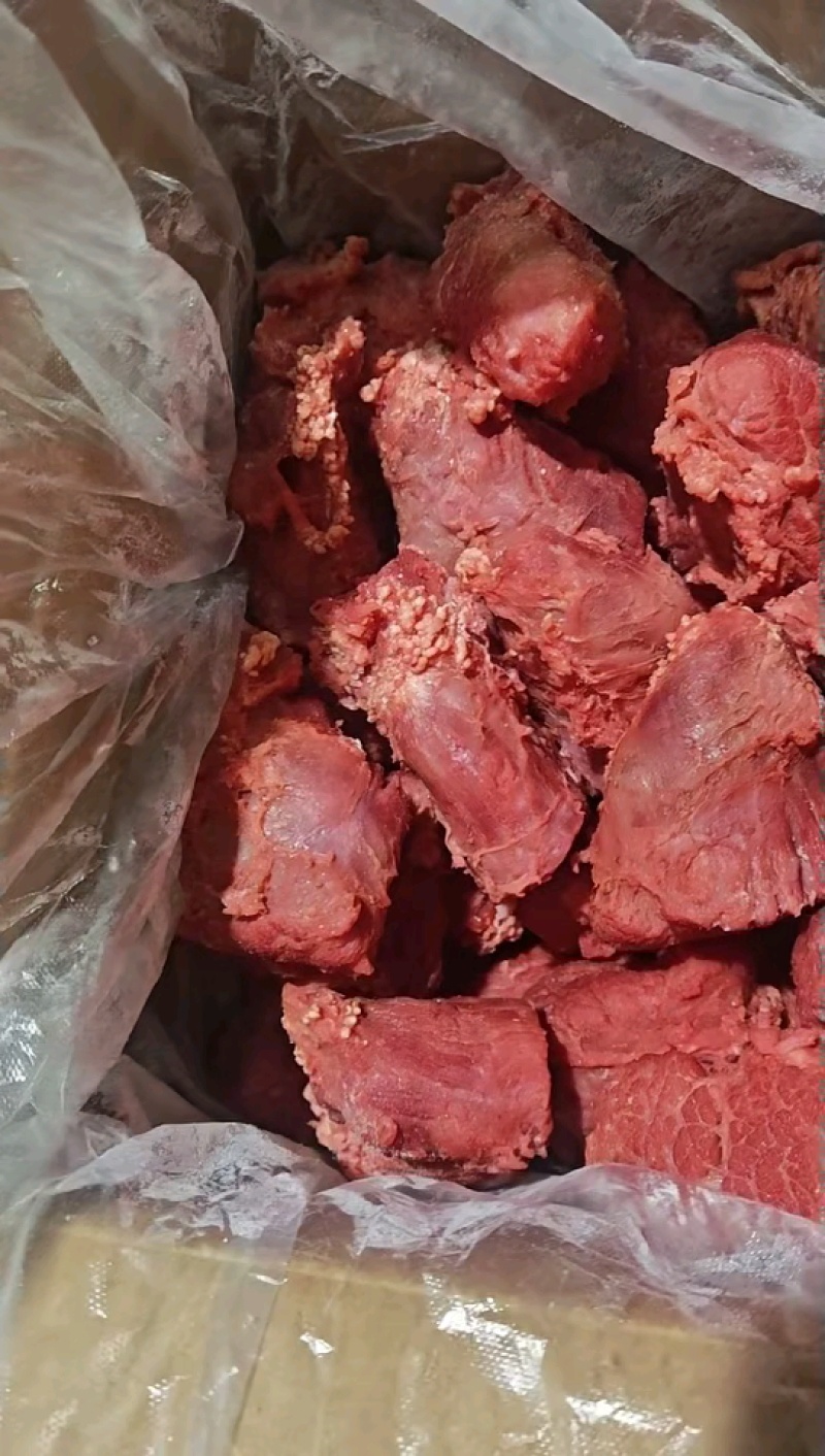 新到小块腱子牛肉，质量很好