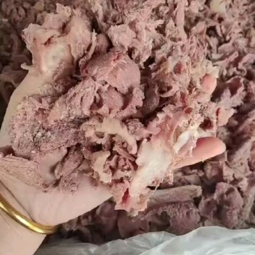 全熟剔骨肉，五香块头大，羊汤馆**。