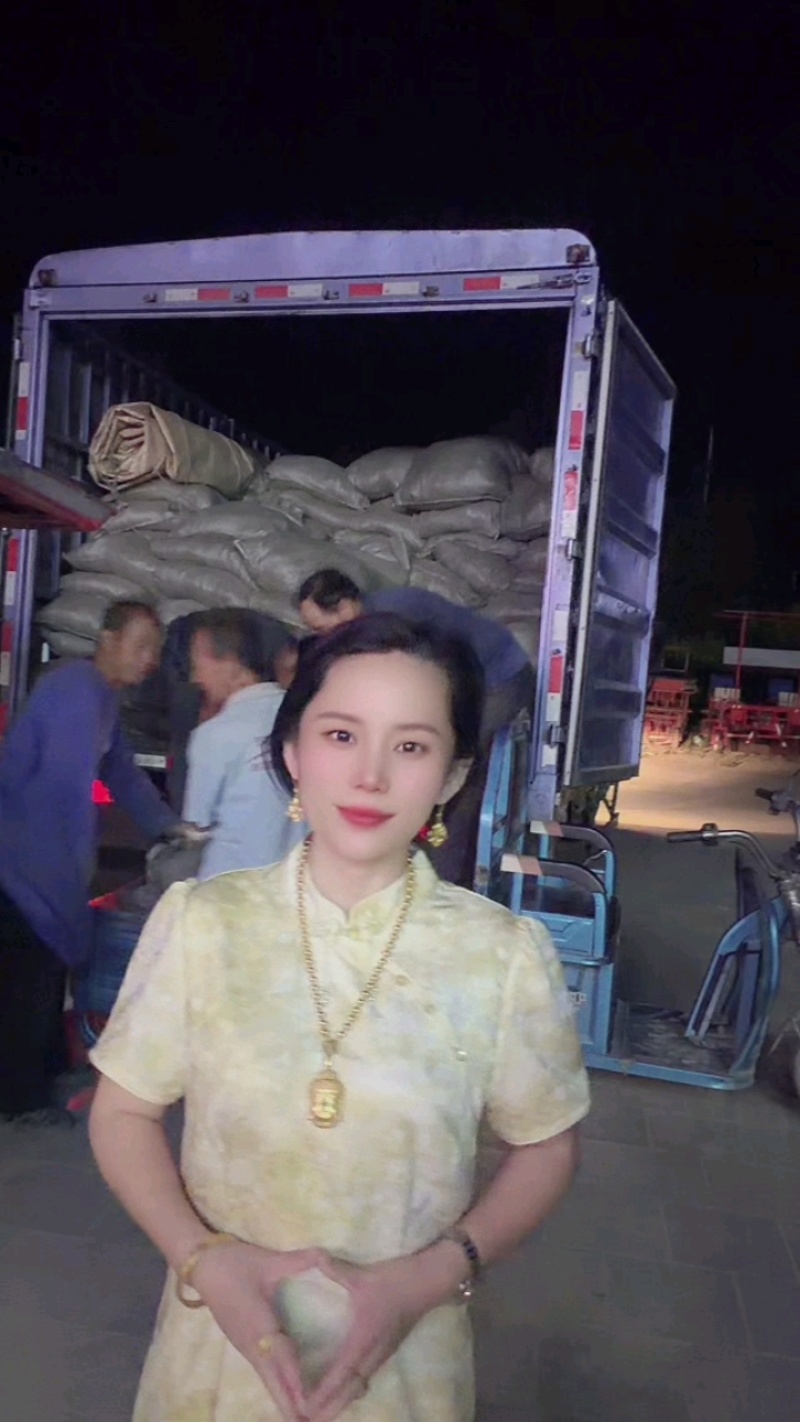 金贵宏辣椒苗农场朋友的欢迎来电可加盟可代理辣椒苗