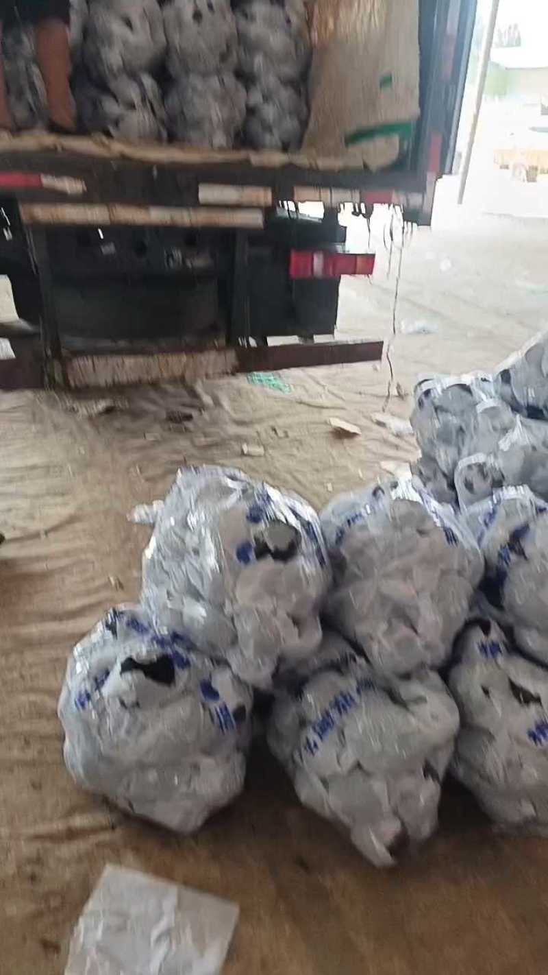 紫光圆茄子，产地蔬菜大量供应