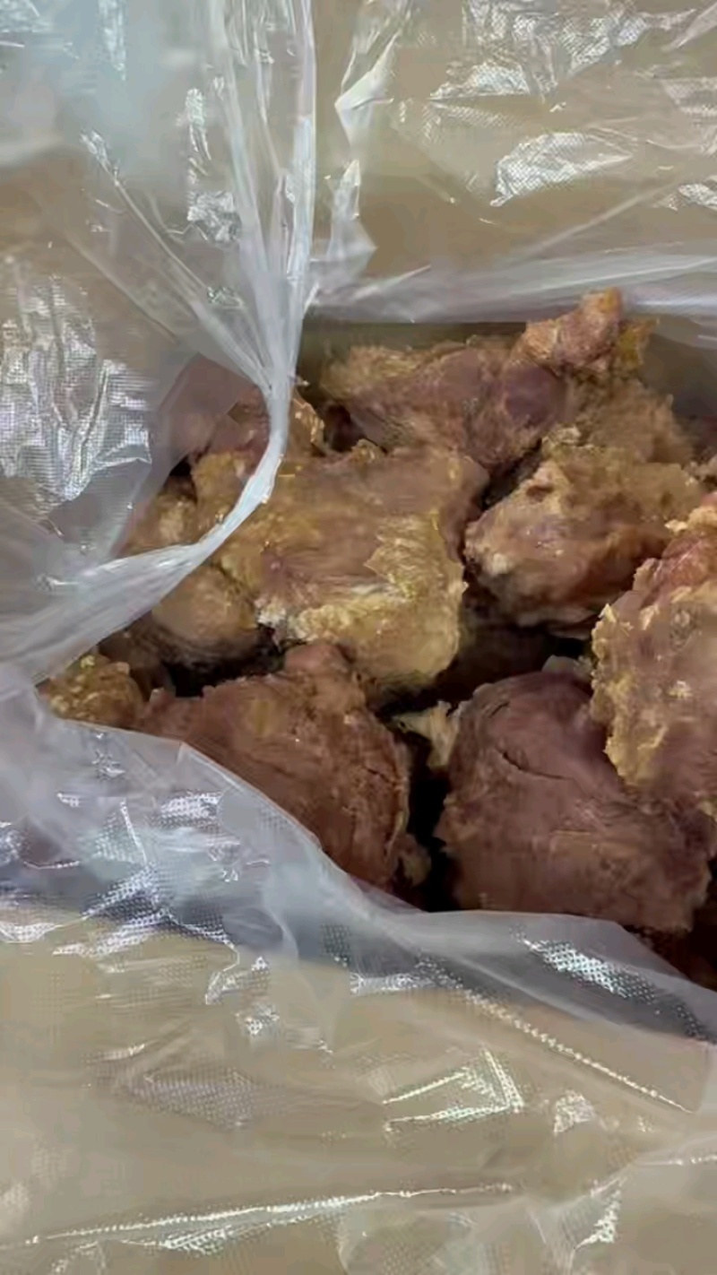 酱香大脸半斤重，肉筋分层纯干货。