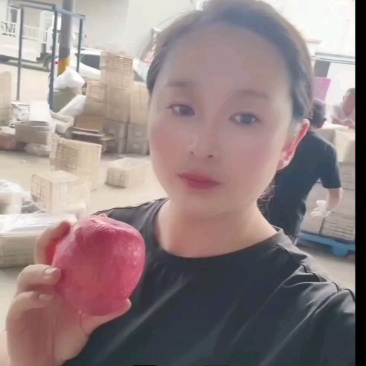 山东红富士苹果，口感脆甜，色泽亮丽，诚信经营，冷库直供