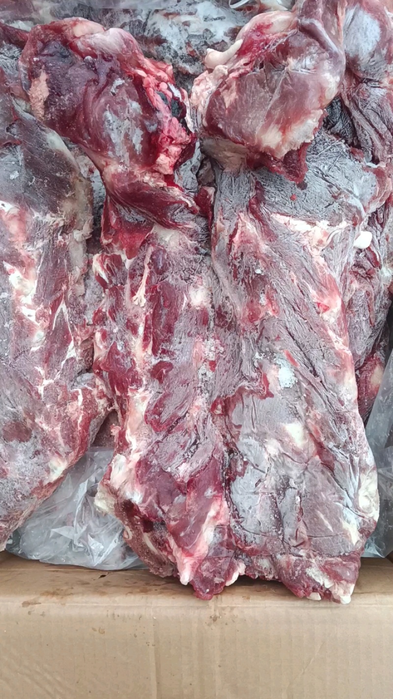 满肉牛脖骨