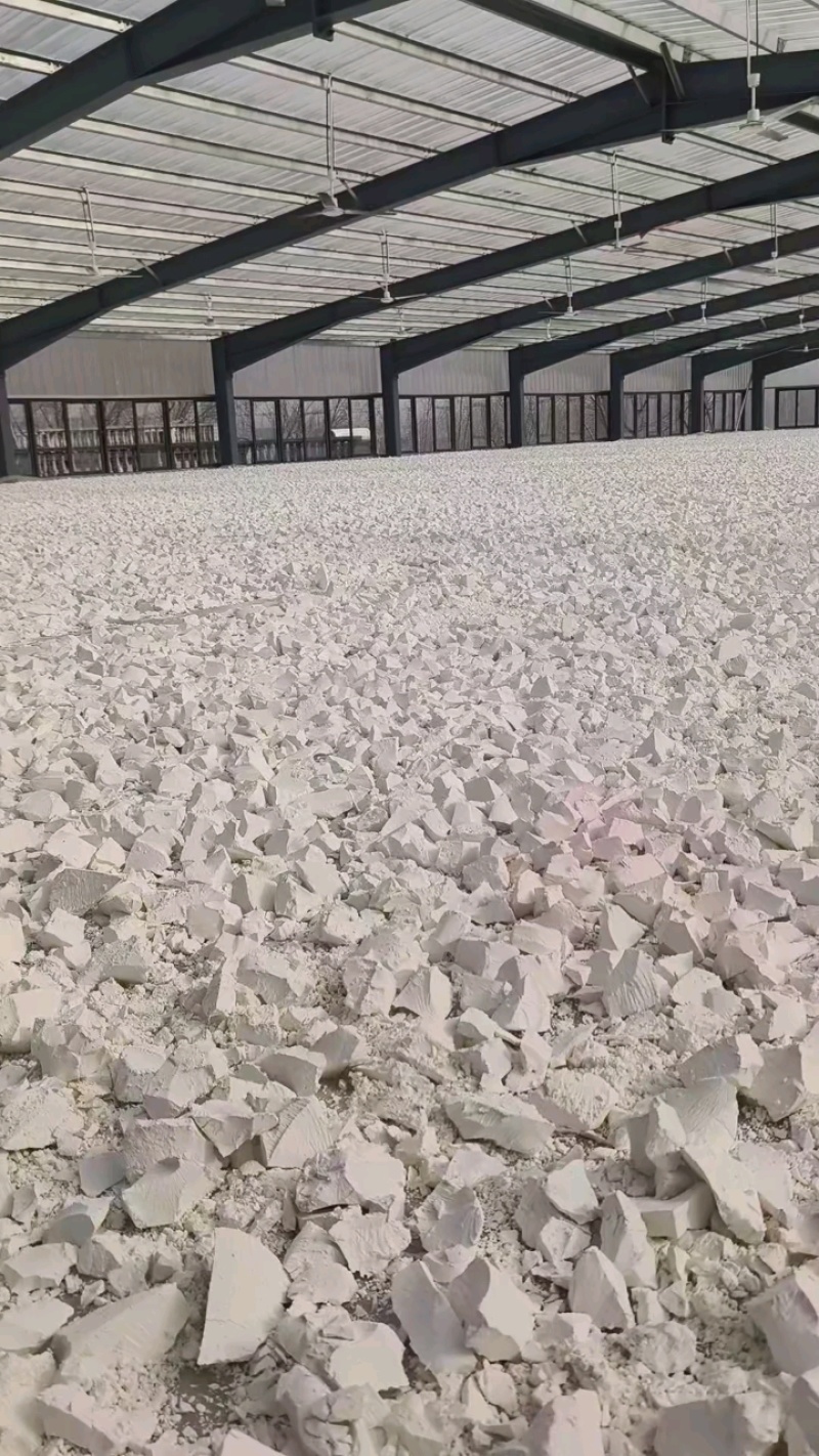 厂里红薯淀粉颗粒大，有需要的抓紧联系