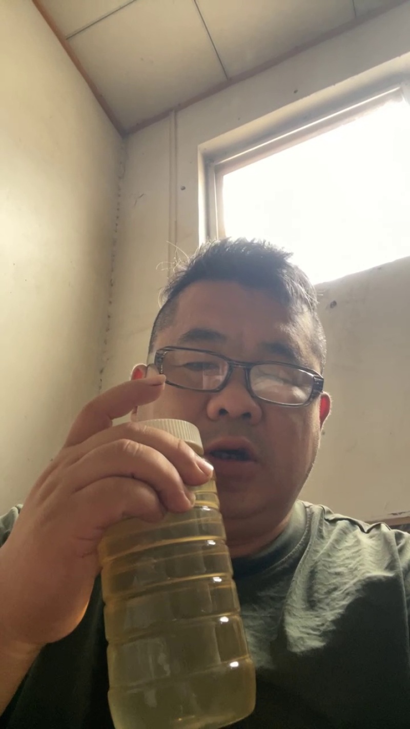 槐花蜜品质保证水白色敢比质量一件代发蜂蜜
