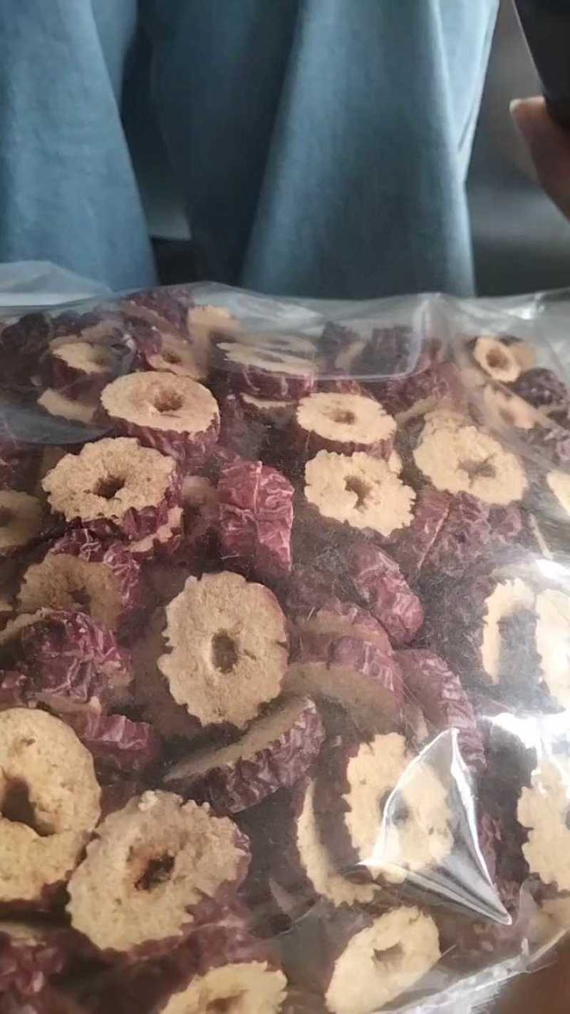 酥脆红枣干红枣片厂家批发一手货源价格公道量大更优惠