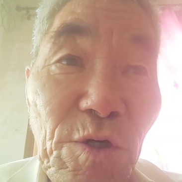 陕西渭南条纹红富士苹果香甜可口规格齐全物美价廉可视频看货