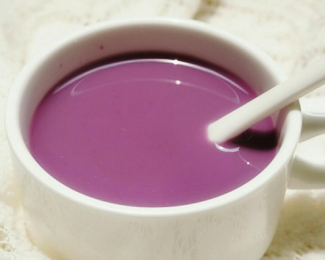 芋头紫薯牛奶榨汁成品图