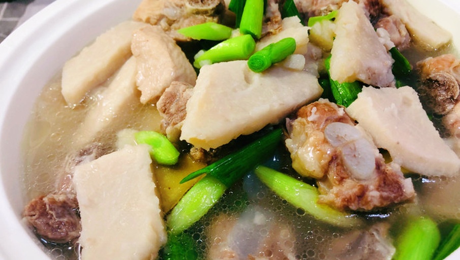芋头萝卜排骨汤成品图