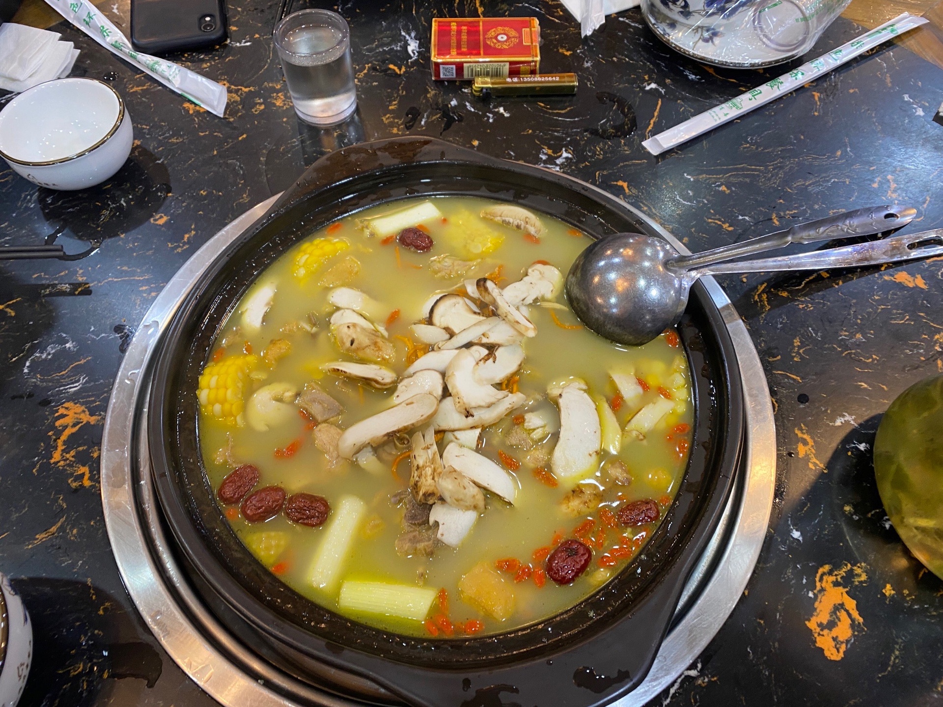 长裙竹荪家常烹饪场景