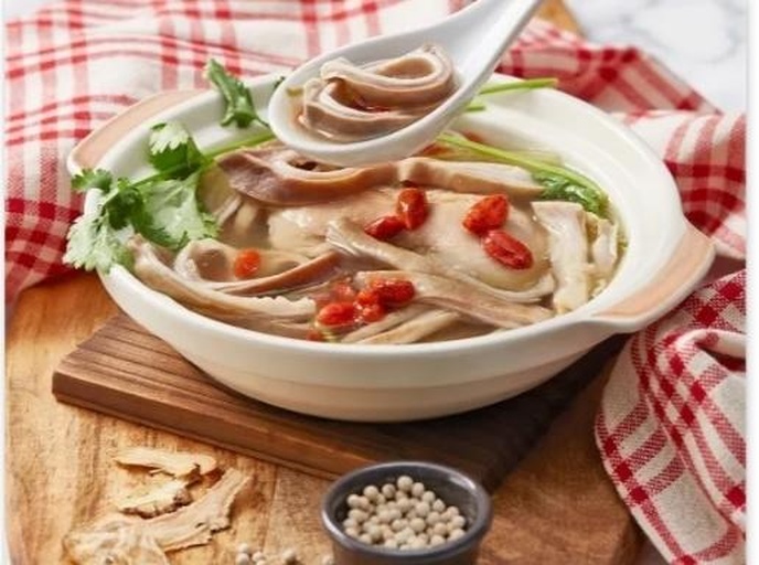 姜母猪肚炖汤成品图